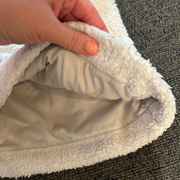 Patagonia Fuzzy Vest Size Medium - Picture 4 of 4